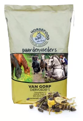 horsefood multibeet senior delmofarm